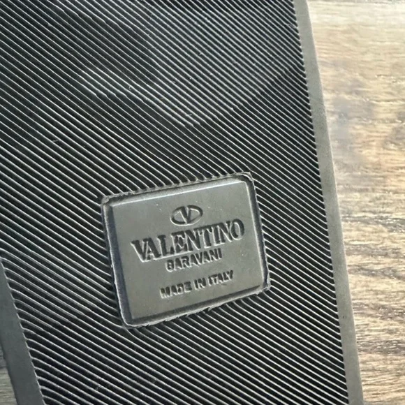 Valentino Rockstud Rubber Slides - Picture 3 of 4